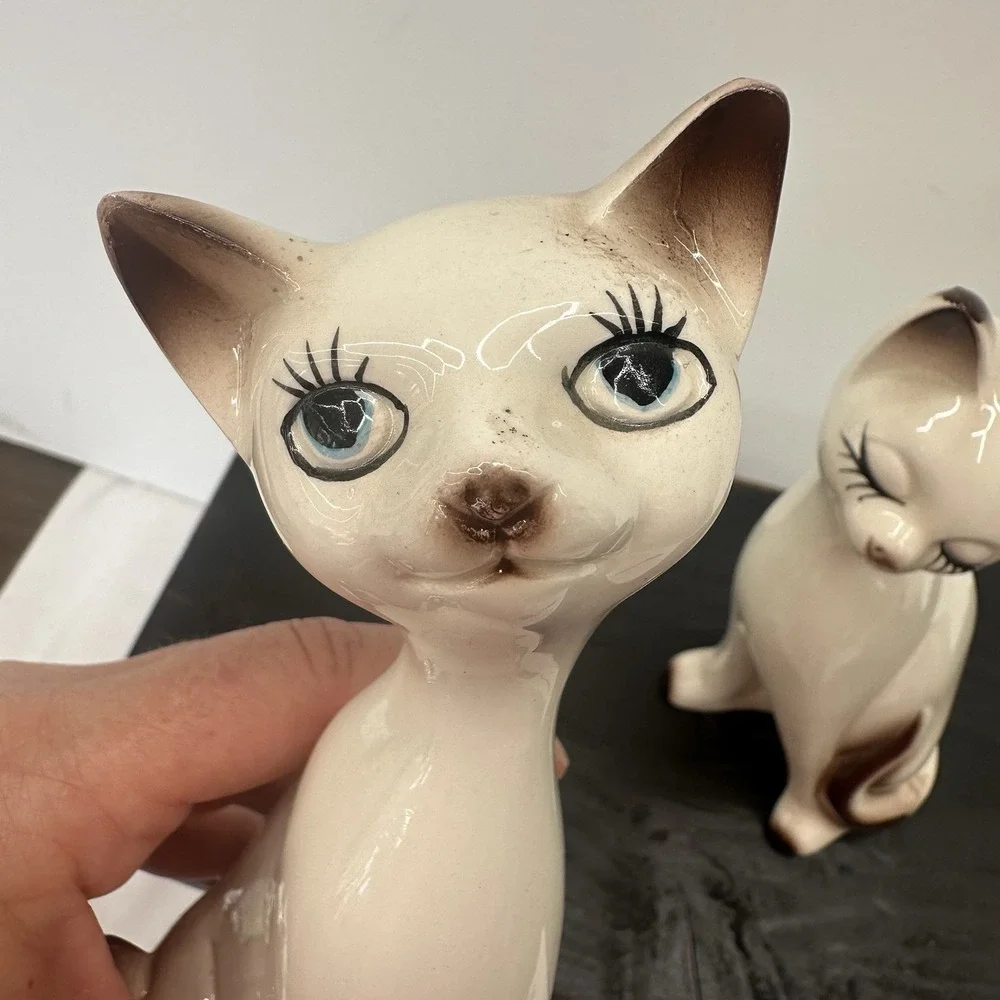 Vintage Mid Century Modern Loving Siamese Cat Figurine Pair Taiwan 8